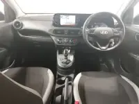 Used Hyundai i10 Advanced 83 HP (61 kW) 2024 Red Hatchback
