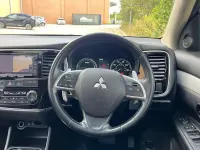 Used Mitsubishi Outlander P-HEV 121 HP (88 kW) 2014 White SUV