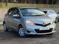 Used Toyota Yaris Edition 69 HP (50 kW) 2012 Silver Hatchback