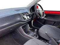 Usado VW up! 65 HP (47 kW) 2022 Vermelho Citadino