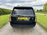 Begagnad Land Rover Range Rover Vogue 306 HK (225 kW) 2015 Svart SUV