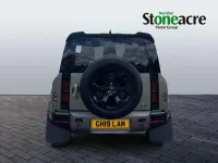 Used Land Rover Defender SE Dynamic 250 HP (183 kW) 2022 Green SUV