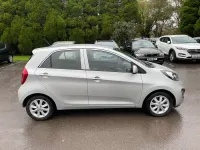 Used Kia Picanto 85 HP (62 kW) 2014 Silver Hatchback