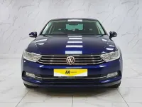 Usado VW Passat Business 120 HP (88 kW) 2017 Azul Sedan
