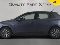 Begagnad VW Polo Life 2023 Grå Halvkombi