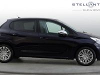 Used Peugeot 208 Signature Sky 81 HP (59 kW) 2019 Blue Hatchback