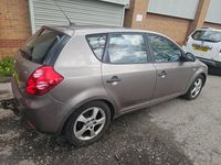 Used Kia Ceed 2009 Bronze Hatchback