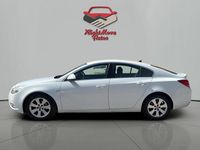 Used Vauxhall Insignia SRi 160 HP (117 kW) 2011 White Hatchback