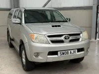 Used Toyota HiLux 171 HP (125 kW) 2008 Silver Pickup