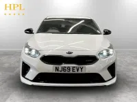 Begagnad Kia ProCeed GT 201 HK (147 kW) 2019 Vit Kombi
