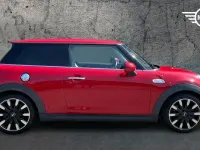 Used Mini Cooper S Exclusive 189 HP (139 kW) 2019 Red Hatchback