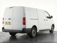 Used Vauxhall Vivaro 100 HP (73 kW) 2022 White MPV