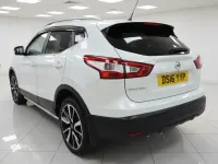Used Nissan Qashqai Tekna 2016 White SUV