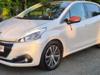 Used Peugeot 208 Roland Garros 2016 White Hatchback