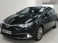 Used Toyota Auris Hybrid 136 HP (100 kW) 2019 Black Hatchback
