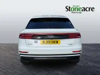 Used Audi Q8 Advanced 286 HP (210 kW) 2019 White SUV