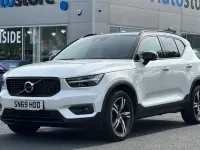 Used Volvo XC40 R-Design 190 HP (139 kW) 2020 SUV