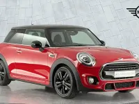 Used Mini Cooper Hatch 134 HP (98 kW) 2019 Red Hatchback