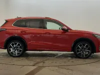 Begagnad VW Tiguan R-line 272 HK (200 kW) 2025 Röd SUV