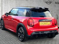 Used Mini Cooper Hatch 134 HP (98 kW) 2024 Red Hatchback