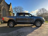 used Toyota HiLux 2.4 D 4D Invincible
