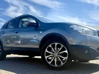 Begagnad Nissan Qashqai Tekna 131 HK (96 kW) 2012 Grå SUV