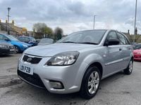Used Kia Rio 2011 Silver Hatchback