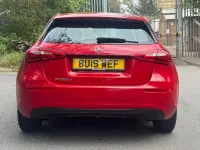 Begagnad Mercedes A180 SE 116 HK (85 kW) 2019 Röd Halvkombi
