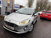 Used Ford Fiesta Zetec 85 HP (62 kW) 2018 Silver Hatchback