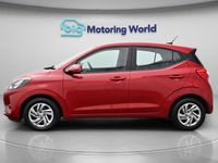 Usado Hyundai i10 SE 67 HP (49 kW) 2023 Vermelho Citadino