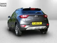 Usado Kia Stonic 118 CV (86 kW) 2019 Gris SUV