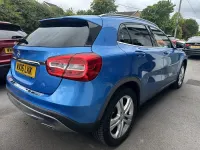 Begagnad Mercedes GLA200 136 HK (100 kW) 2016 Blå SUV