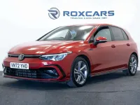 Begagnad VW Golf VIII R-line 150 HK (110 kW) 2023 Röd Halvkombi
