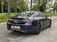 Begagnad Mercedes E220 AMG line 2017 Blå Sportkupé