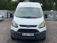 Used Ford Transit Custom 105 HP (77 kW) 2018 White Van