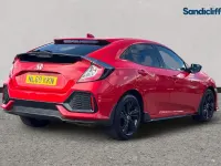 Begagnad Honda Civic Sport 126 HK (92 kW) 2018 Röd Halvkombi