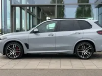 Usado BMW X5 M Sport 294 HP (216 kW) 2024 Cinzento SUV