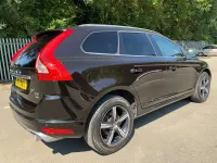 Used Volvo XC60 R-Design 216 HP (158 kW) 2017 Black SUV
