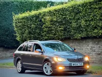 Used Skoda Superb Elegance 140 HP (102 kW) 2014 Grey Estate