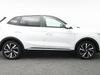 New MG ZS Trophy 196 HP (144 kW) 2025 White SUV