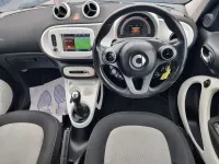 Used Smart ForFour Passion Premium 90 HP (66 kW) 2015 Black Hatchback