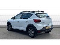 Gebraucht Dacia Sandero Essentiel 90 PS (66 kW) 2023 Weiß SUV