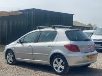 Używany Peugeot 307 109 KM (80 kW) 2003 Srebrny Hatchback