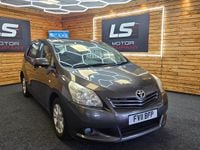 Used Toyota Verso 132 HP (97 kW) 2011 Grey MPV