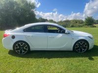 Second-hand Vauxhall Insignia 2013 Alb Hatchback