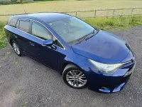 Second-hand Toyota Avensis Business Edition 2016 Albastru Break