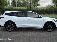 Begagnad Ford Focus Active X 2025 Vit Kombi