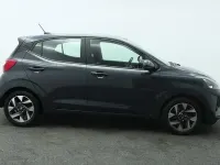 Używany Hyundai i10 Advanced 84 KM (61 kW) 2024 Szary Hatchback