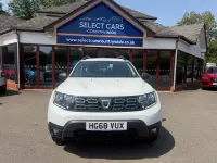 Used Dacia Duster Essentiel 115 HP (84 kW) 2019 White SUV