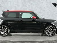 Used Mini Cooper S Hatch 201 HP (147 kW) 2024 Black Hatchback